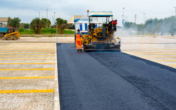 Best Driveway Paving Contractor  in Runaway Bay, TX