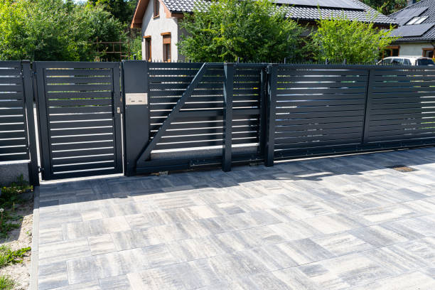 Best Commercial Driveway Pavers  in Runaway Bay, TX